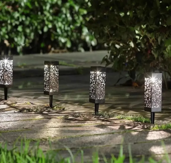 PACK DE 8 FOCOS SOLARES DE JARDIN - Imagen 6